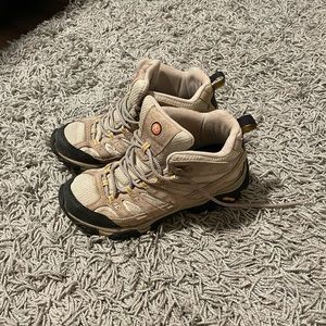 Merrell Moab Mid Ventilator Hiking Boots